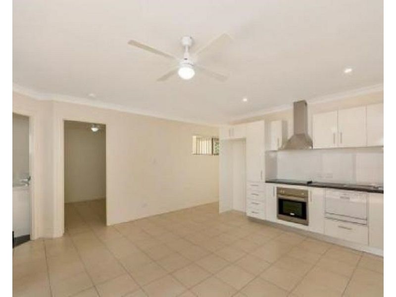 8/282 Brisbane St St, West Ipswich QLD 4305