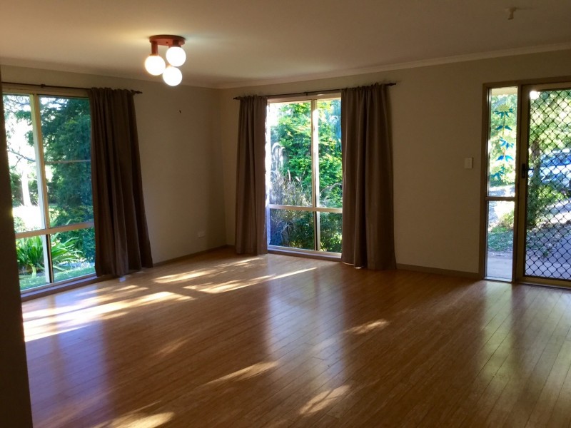 223 Bamboo Drive, Woodhill QLD 4285