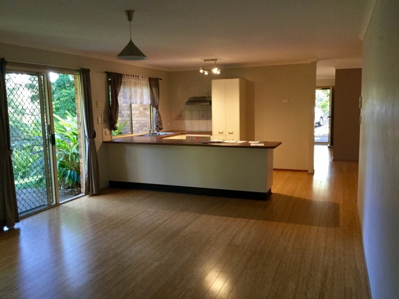 223 Bamboo Drive, Woodhill QLD 4285