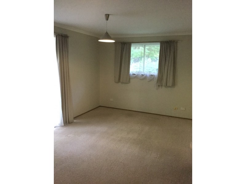 223 Bamboo Drive, Woodhill QLD 4285