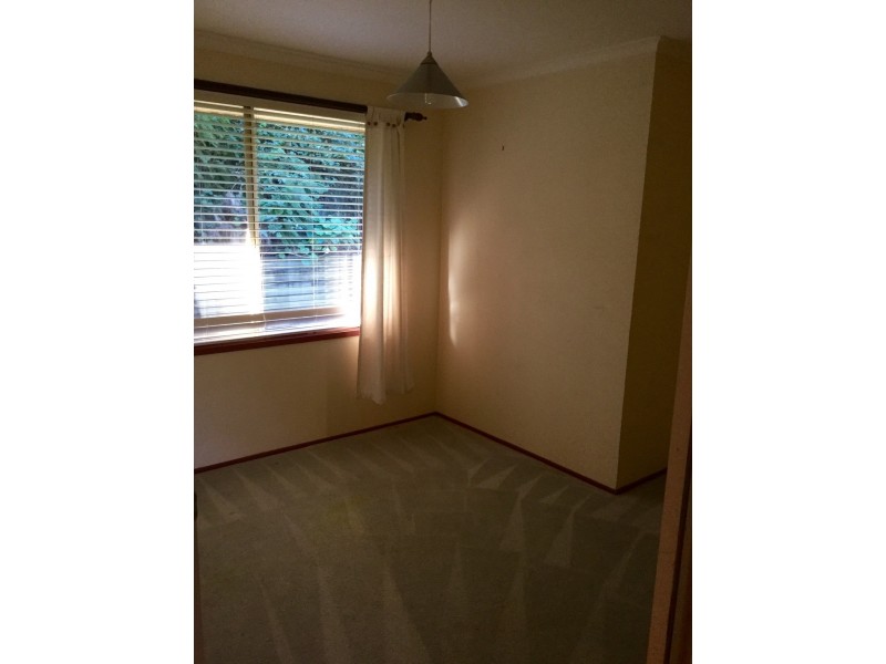 223 Bamboo Drive, Woodhill QLD 4285