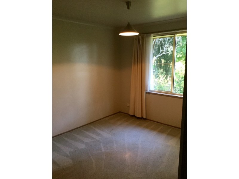 223 Bamboo Drive, Woodhill QLD 4285