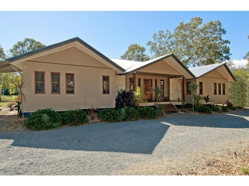 152-154 Karen Crt, Tamborine QLD 4270