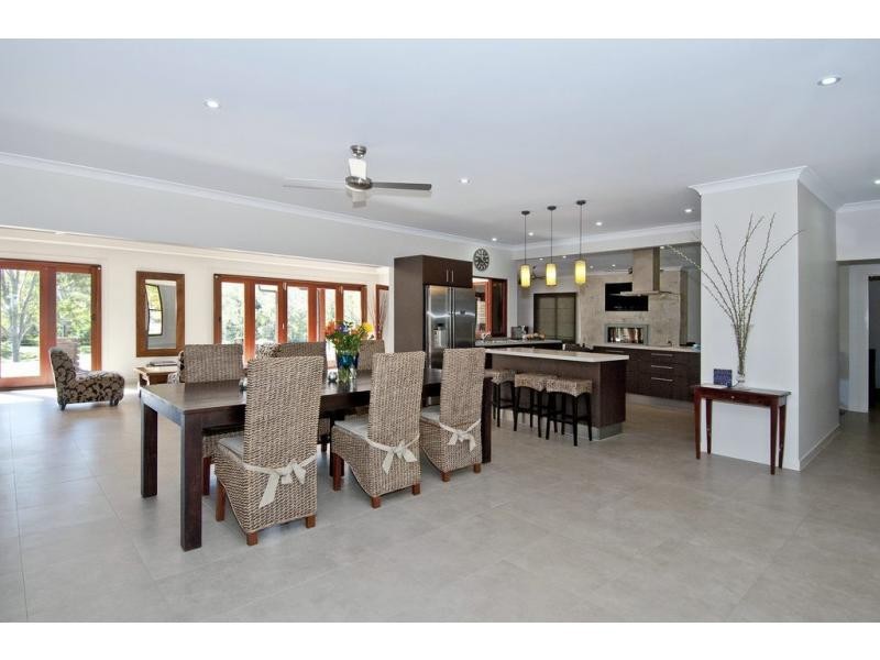 152-154 Karen Crt, Tamborine QLD 4270