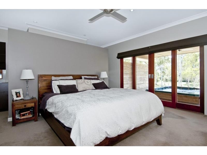 152-154 Karen Crt, Tamborine QLD 4270