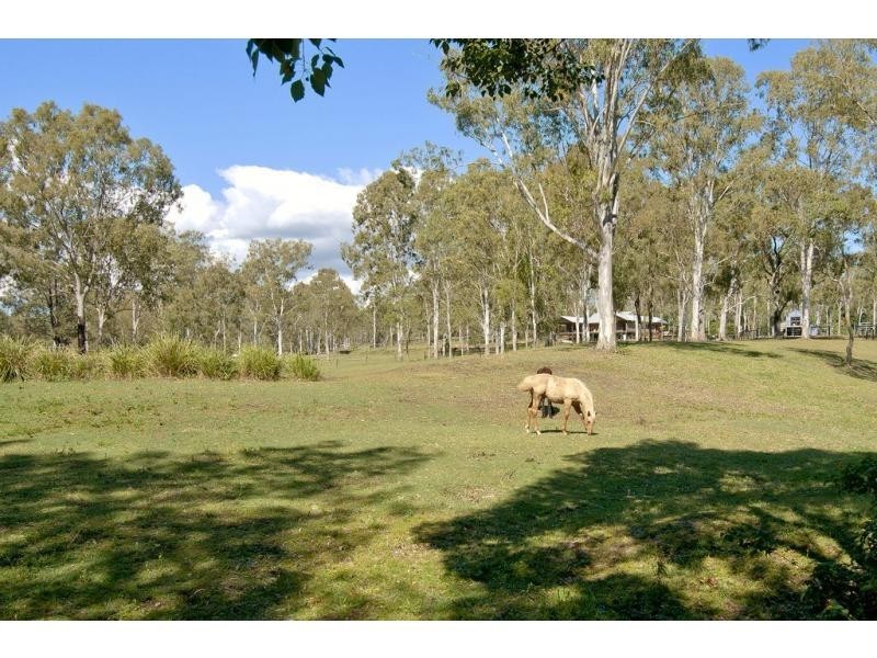 152-154 Karen Crt, Tamborine QLD 4270