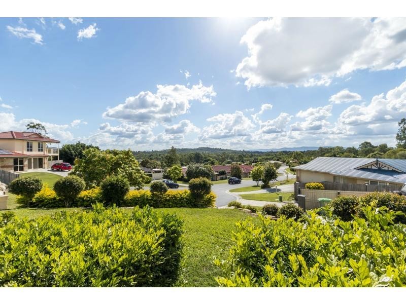 18 Bombala Court, Collingwood Park QLD 4301