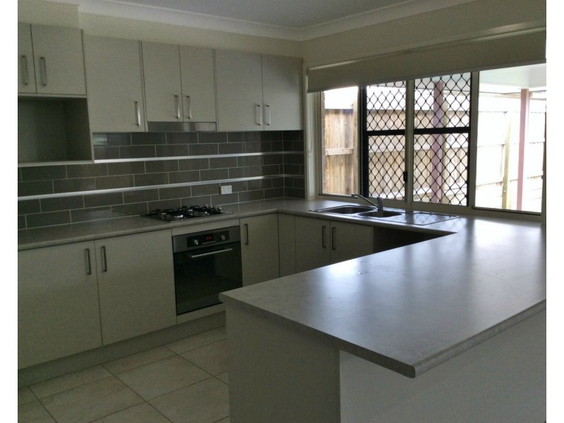 13 Alabaster Drive, Logan Reserve QLD 4133
