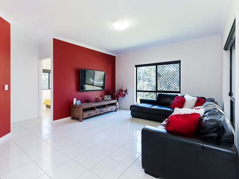 20-24 Dumaresq Street, Jimboomba QLD 4280