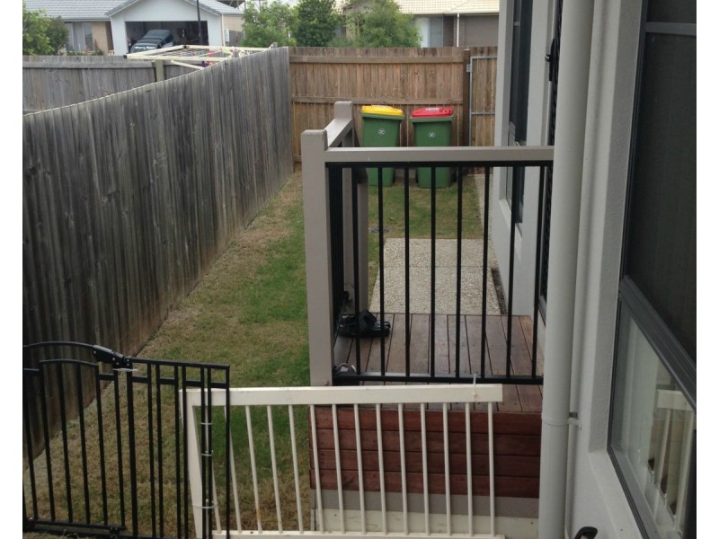 2/47 Vivian Hancock Drive, North Booval QLD 4304