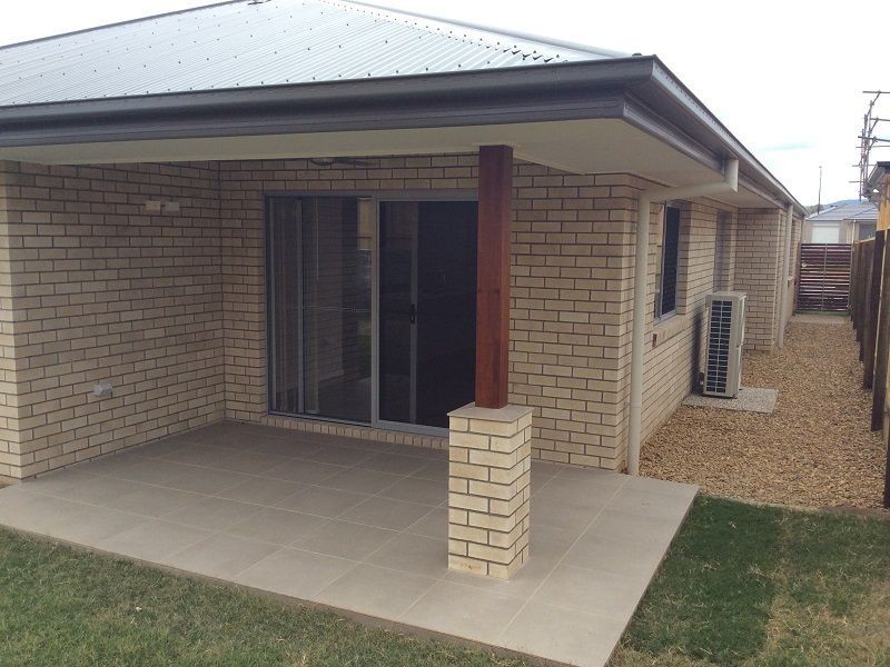 8 Generosity Street, South Ripley QLD 4306