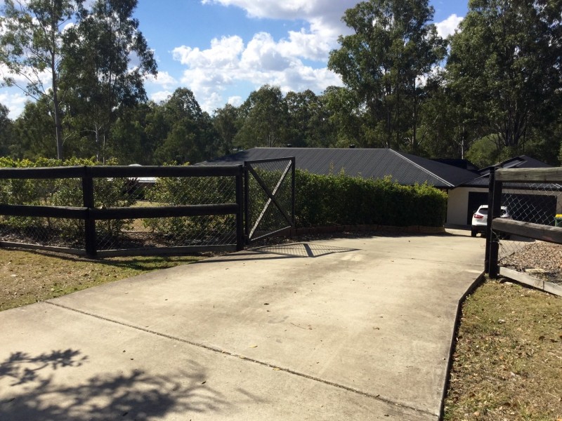 9-11 Melaleuca Ct, Jimboomba QLD 4280