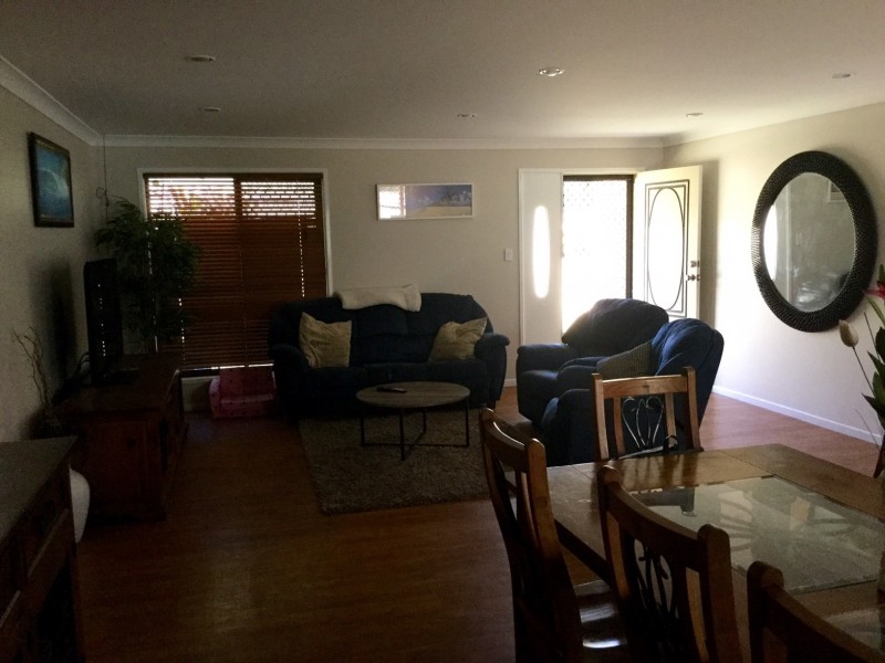 9-11 Melaleuca Ct, Jimboomba QLD 4280