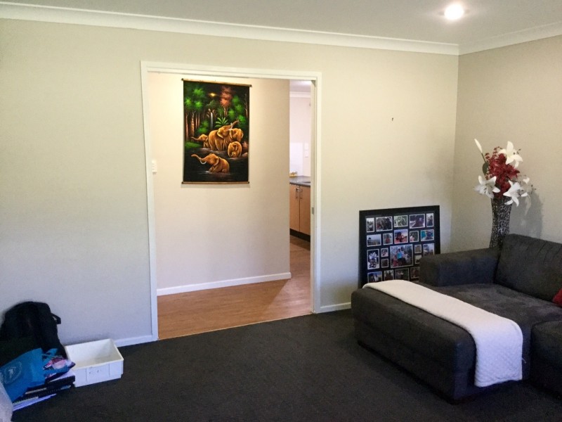 9-11 Melaleuca Ct, Jimboomba QLD 4280