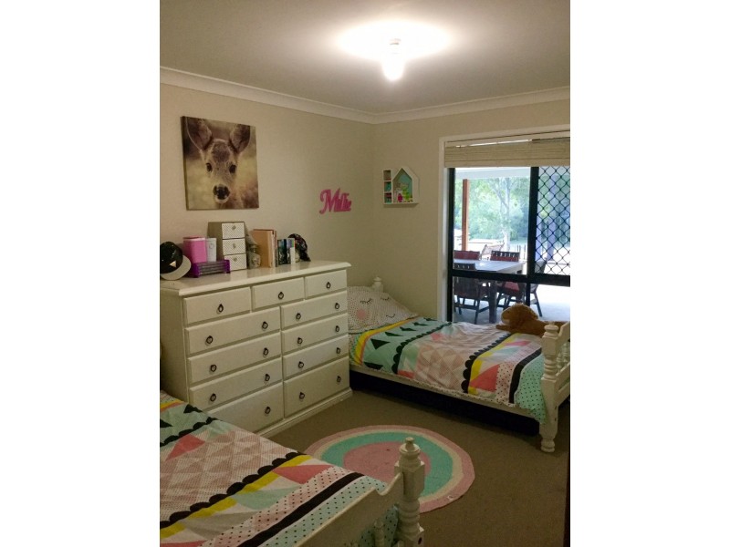 9-11 Melaleuca Ct, Jimboomba QLD 4280