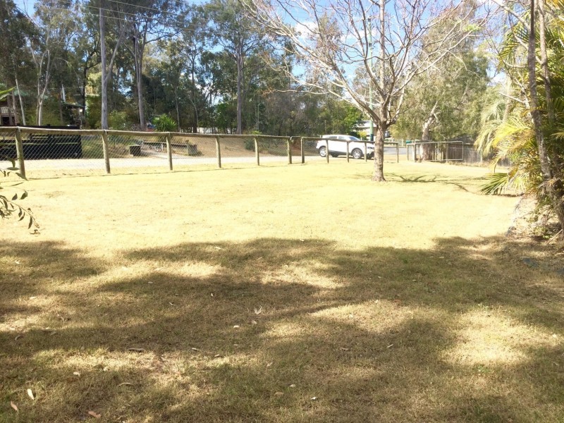 6-8 Holyrood Ct, Munruben QLD 4125
