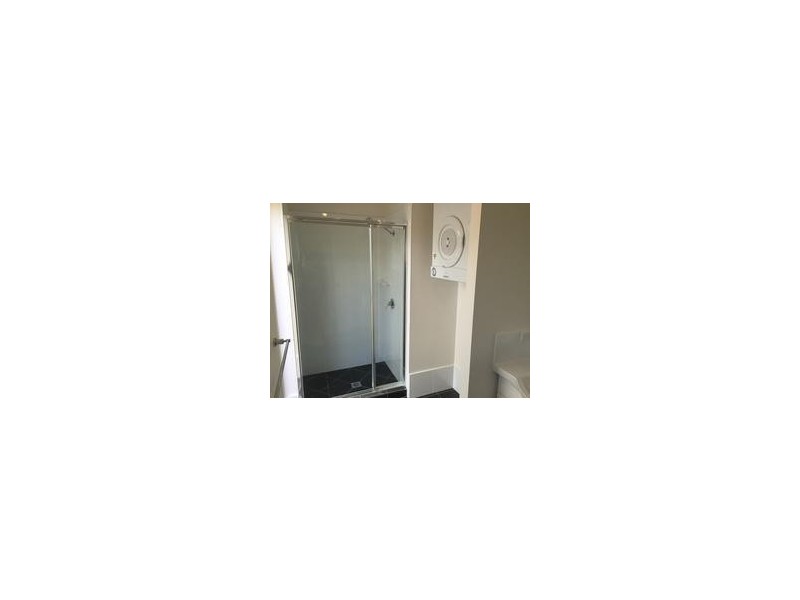 8/282 Brisbane St, West Ipswich QLD 4305