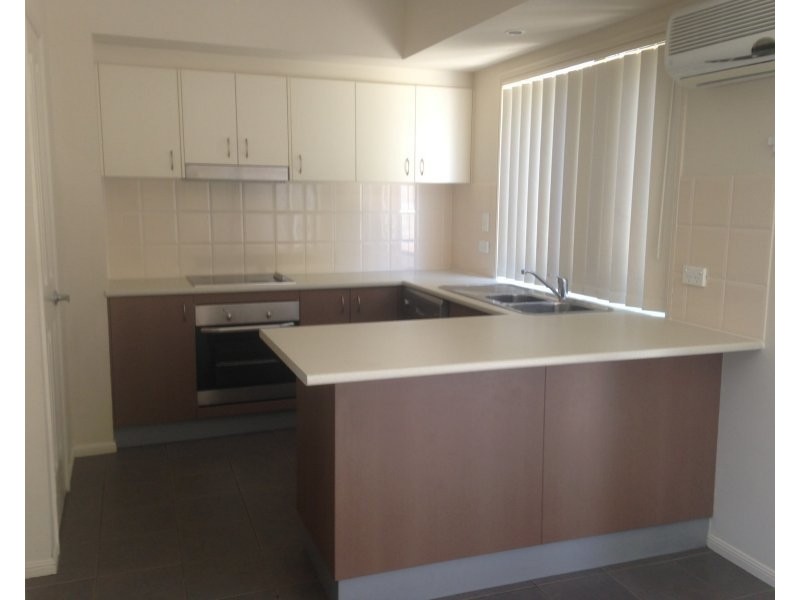 18/20 Kathleen St, Richlands QLD 4077