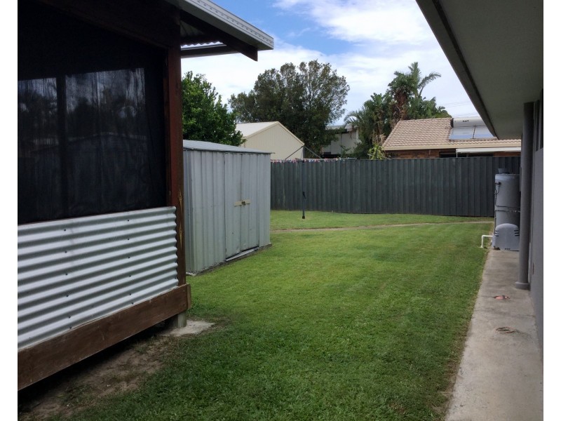 5 Mokera Ave, Palm Beach QLD 4221