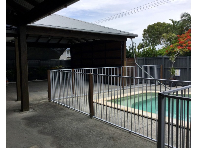 5 Mokera Ave, Palm Beach QLD 4221