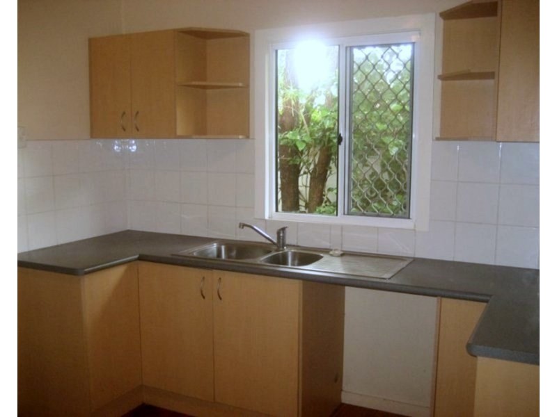 28 University Rd, Mitchelton QLD 4053