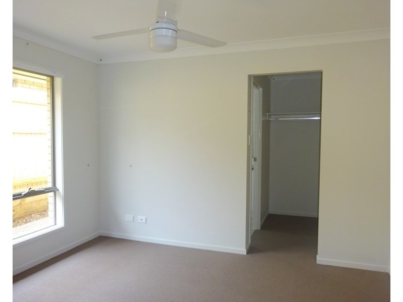 48 Orb St, Yarrabilba QLD 4207