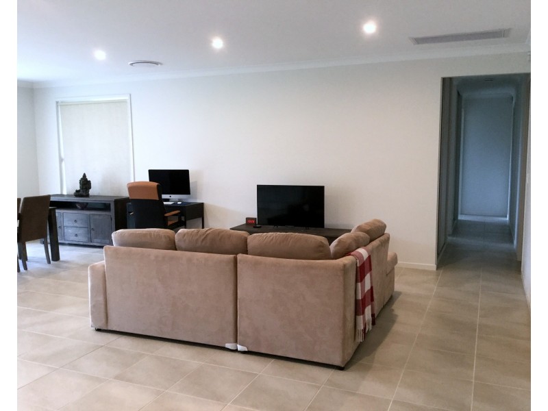 27-31 Weatherly Dr, Jimboomba QLD 4280