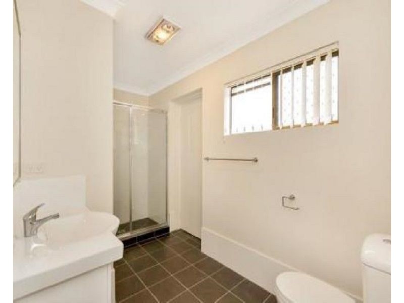 4/282 Brisbane St, West Ipswich QLD 4305