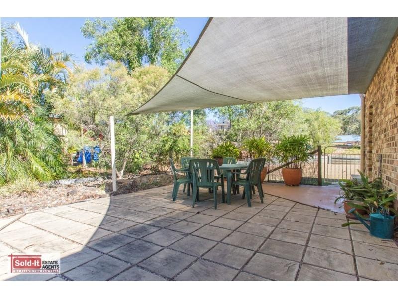 1 Creekwood Court, Warner QLD 4500