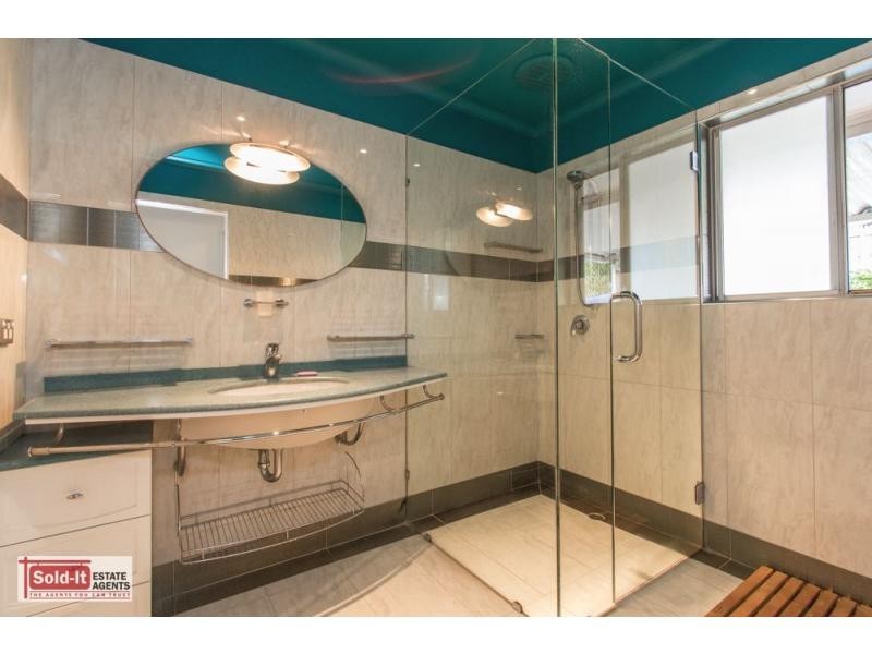 Eatons Hill QLD 4037