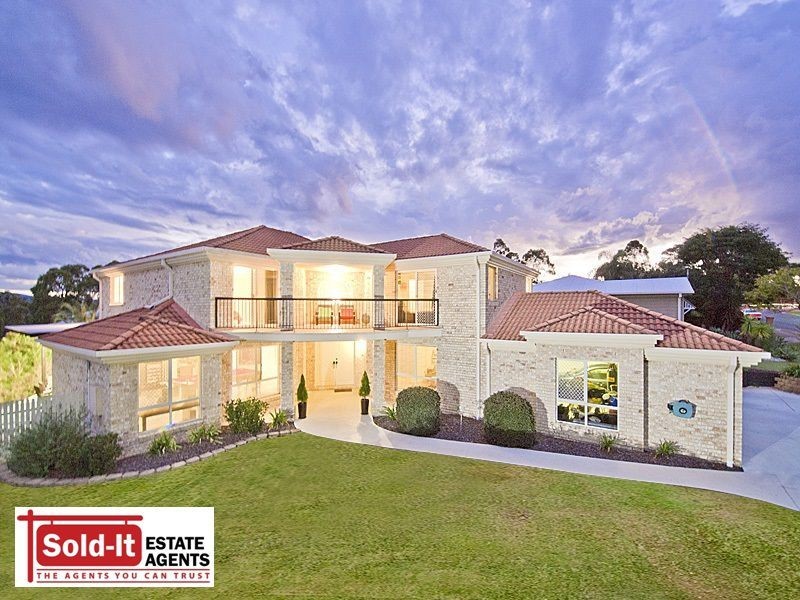 8 Corso Street, Eatons Hill QLD 4037