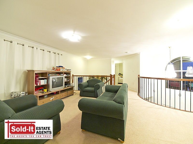 8 Corso Street, Eatons Hill QLD 4037