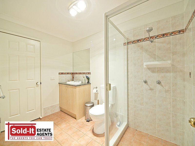 8 Corso Street, Eatons Hill QLD 4037