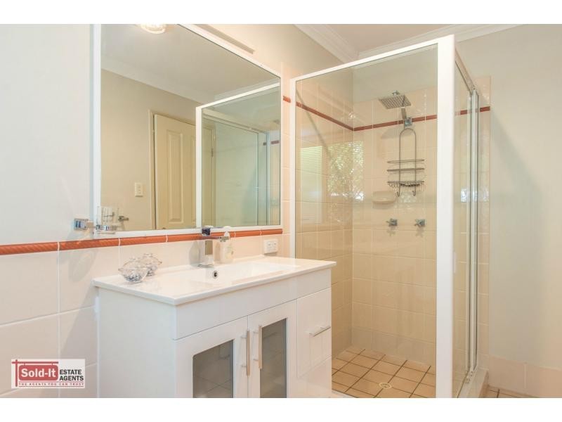 7 Duet Court, Eatons Hill QLD 4037