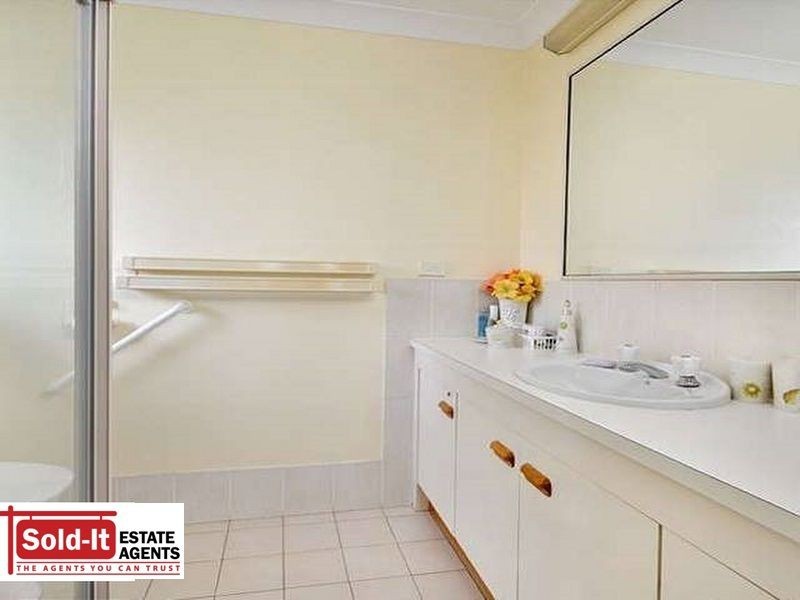 64 Kentwood Drive, Bray Park QLD 4500