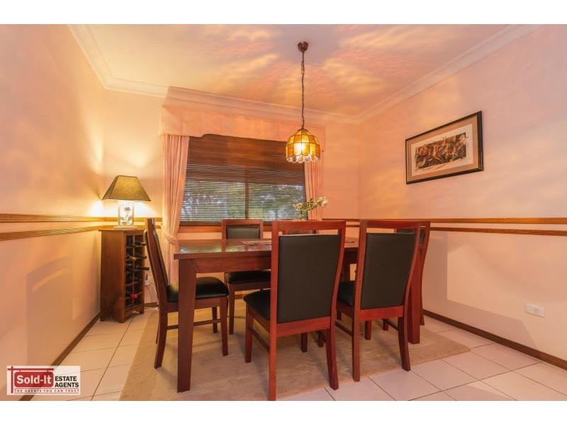 49 Chowchilla Street, Albany Creek QLD 4035