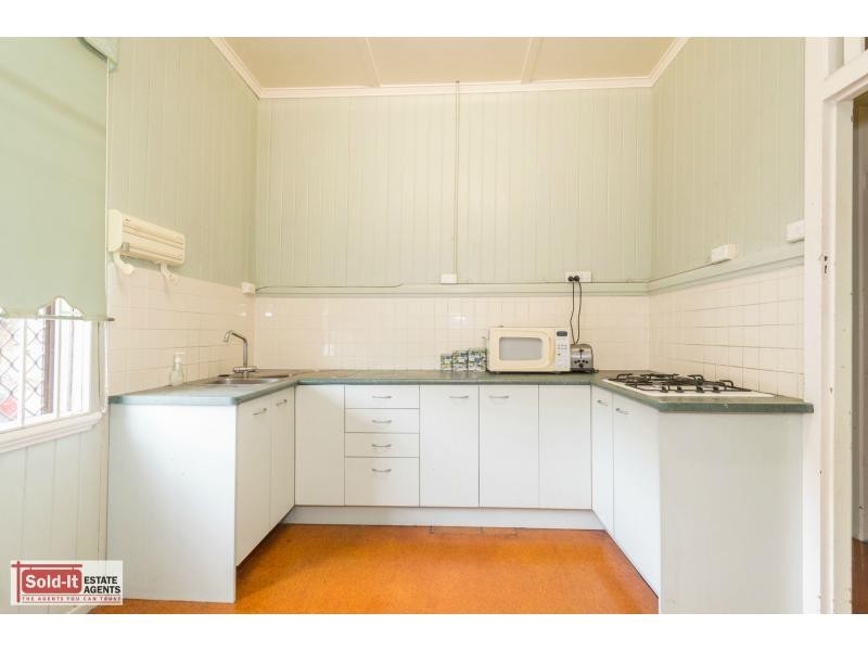 18 Kedron Park Road, Wooloowin QLD 4030