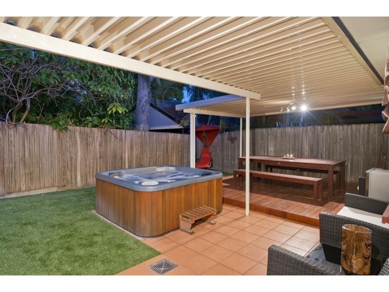 Unit 6/56 Central Avenue, Indooroopilly QLD 4068