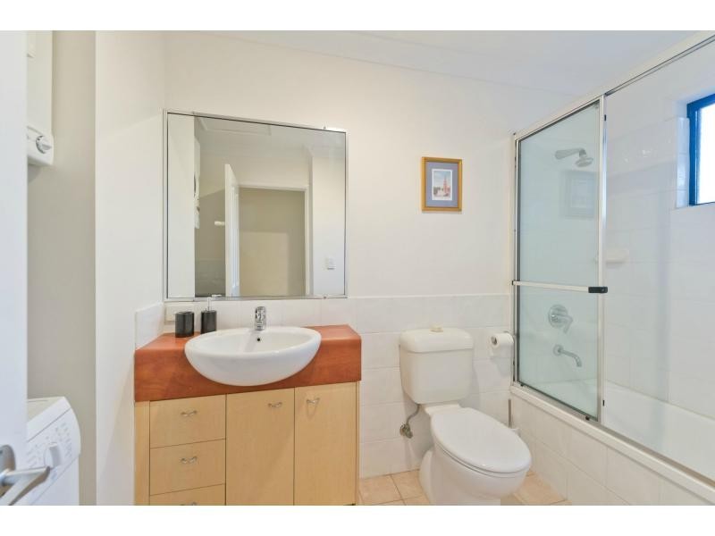 Unit 6/56 Central Avenue, Indooroopilly QLD 4068