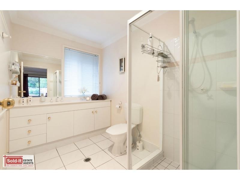 3 Teak Court, Albany Creek QLD 4035