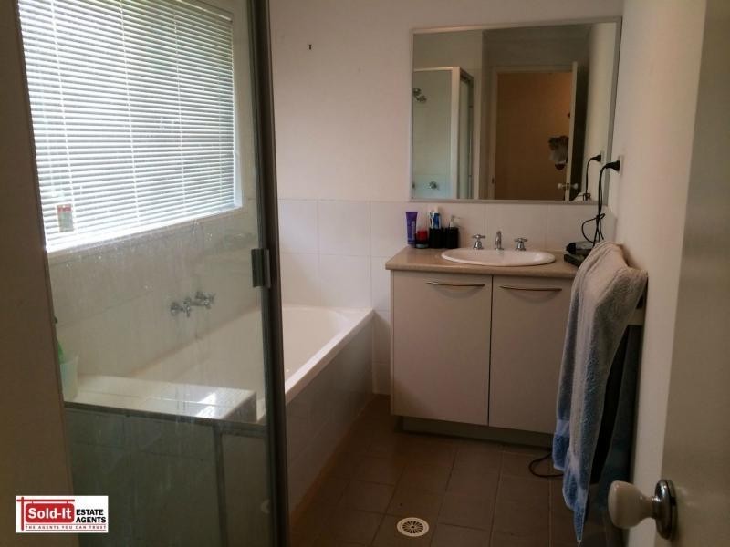 4 Denali Circuit, Warner QLD 4500