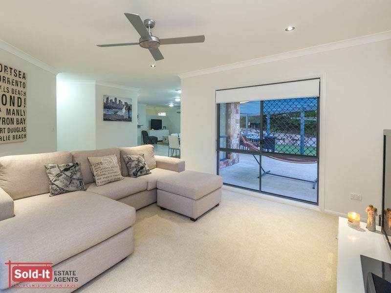5 Toro Court, Eatons Hill QLD 4037