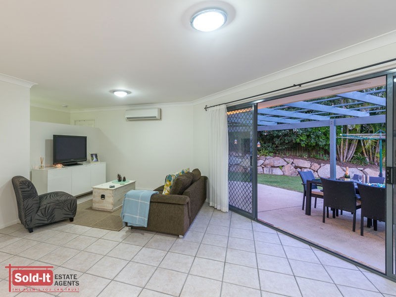 5 Toro Court, Eatons Hill QLD 4037