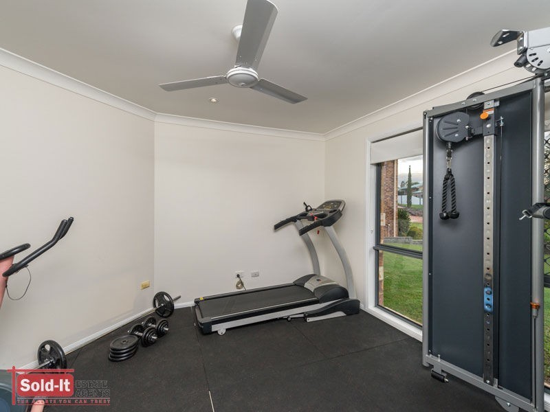 5 Toro Court, Eatons Hill QLD 4037