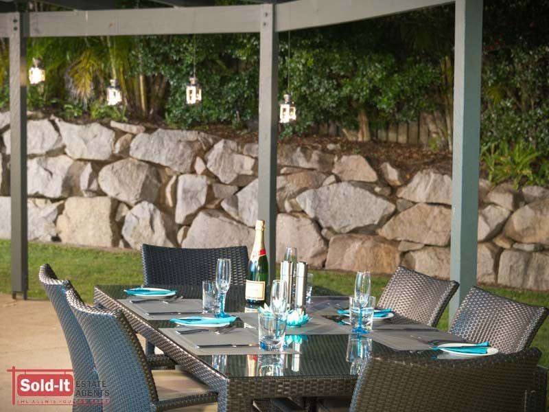 5 Toro Court, Eatons Hill QLD 4037
