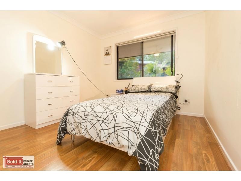 18 Edenderry Court, Eatons Hill QLD 4037