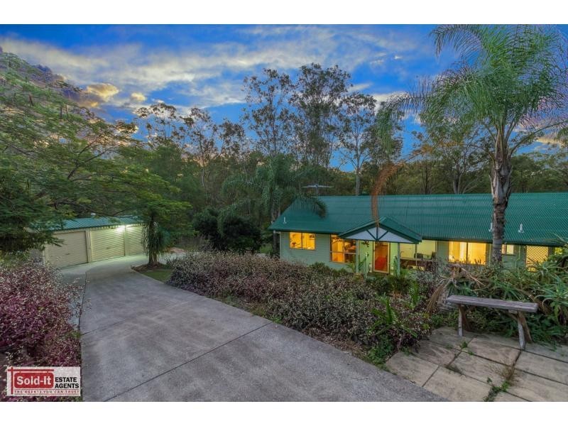 24 Harrier Place, Warner QLD 4500