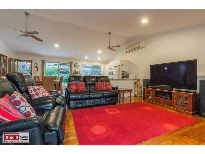 24 Harrier Place, Warner QLD 4500