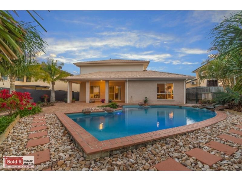 30 Lancewood Drive, Albany Creek QLD 4035