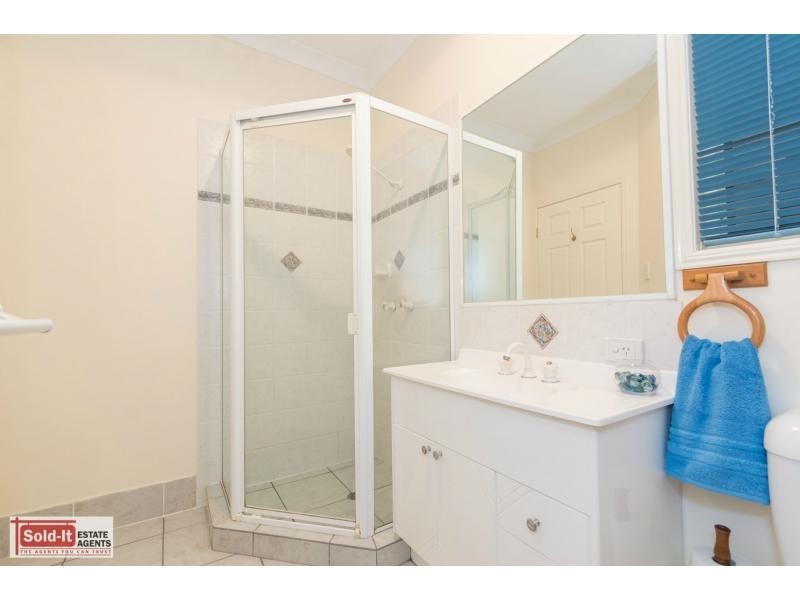 30 Lancewood Drive, Albany Creek QLD 4035